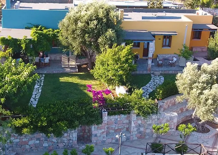 Villa Petroto Villas